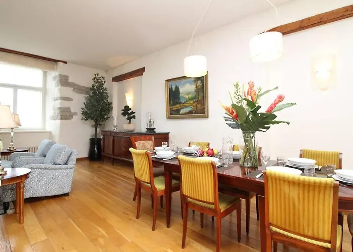 - Luxury 3 Bedroom, Sauna, Views Appartamento Reval