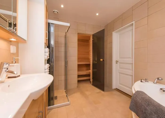 Appartamento - Luxury 3 Bedroom, Sauna, Views *