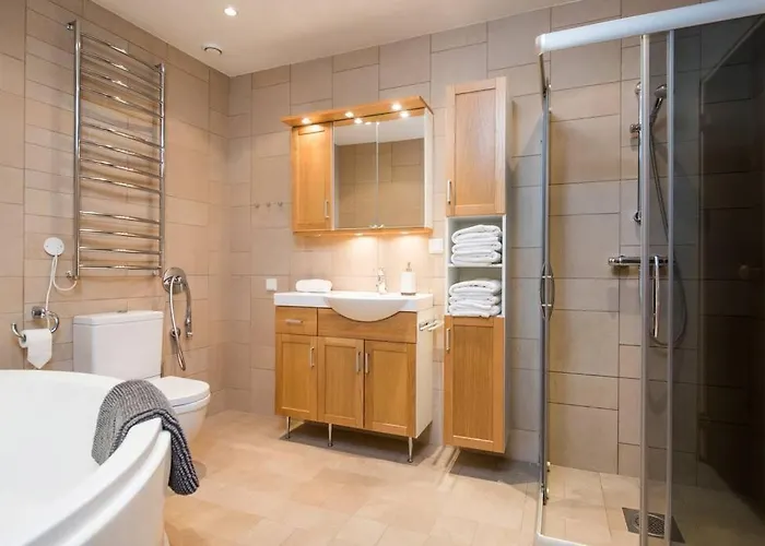 - Luxury 3 Bedroom, Sauna, Views Apartment Tallinn