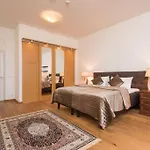 - Luxury 3 Bedroom, Sauna, Views * Tallinn
