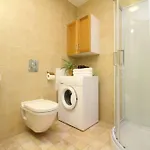 - Luxury 3 Bedroom, Sauna, Views