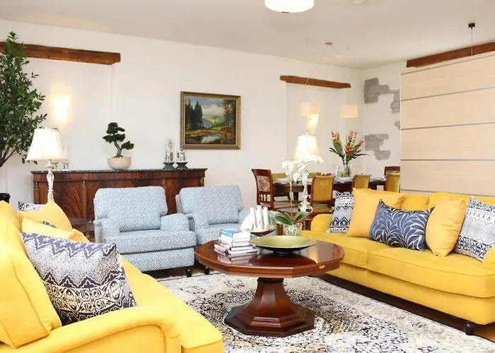 - Luxury 3 Bedroom, Sauna, Views *